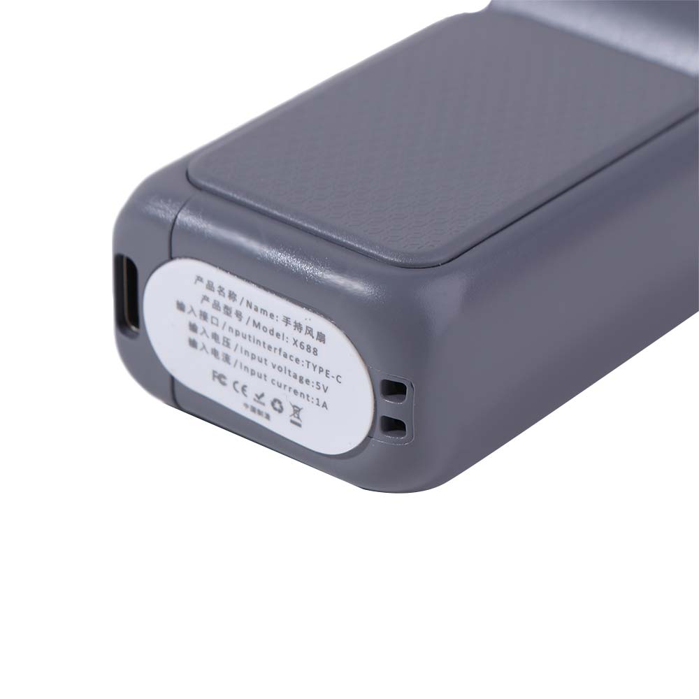 6段階風量調整機能付き、小型ポータブル扇風機。LEDディスプ - Office Tech Gear のレビューと価格